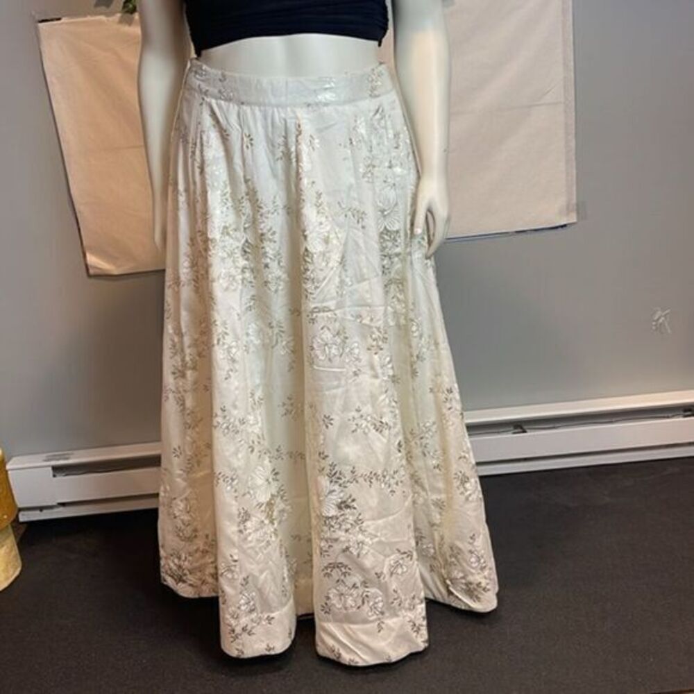Janasya‎ Gold Metallic Floral Detailing Cream Canva style Skirt Size XXL